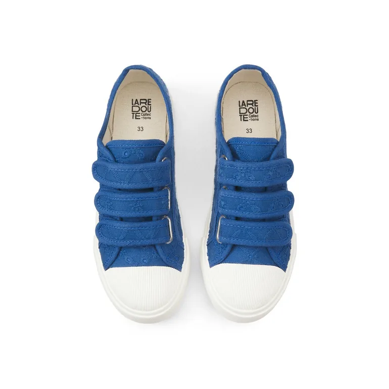 Kids Low Top Trainers in Broderie Anglaise Canvas - 2