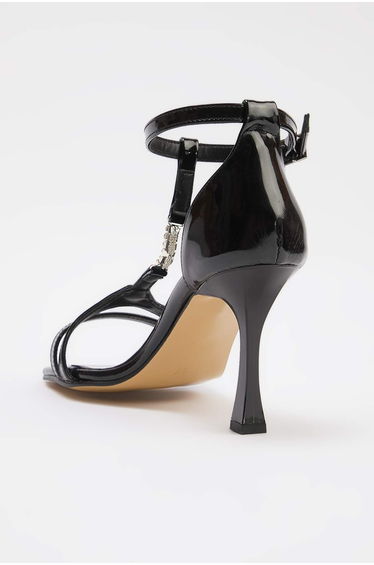 Black Women's Classic Heeled Shoes product thumbnail 4