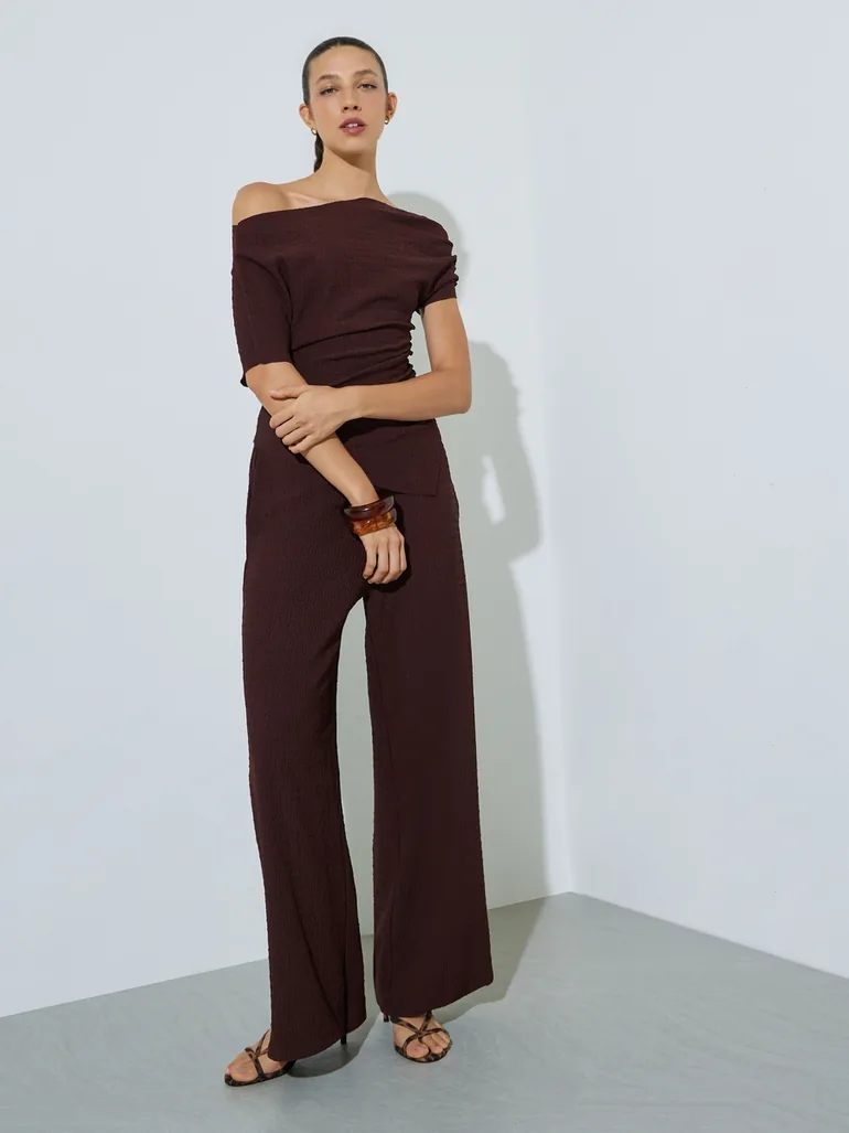 Brown Textured Short Sleeve Fitted Knit Top - 1