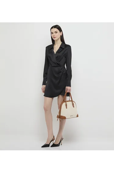 حقيبة يد آن كلاين باللون البيج