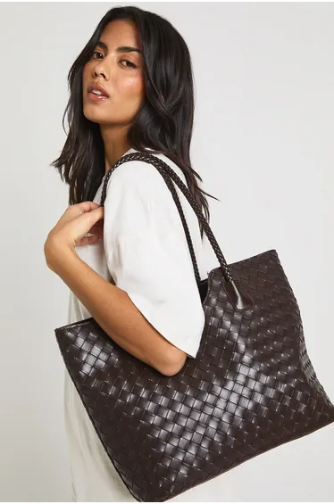 حقيبة كتف بوهو باللون البني