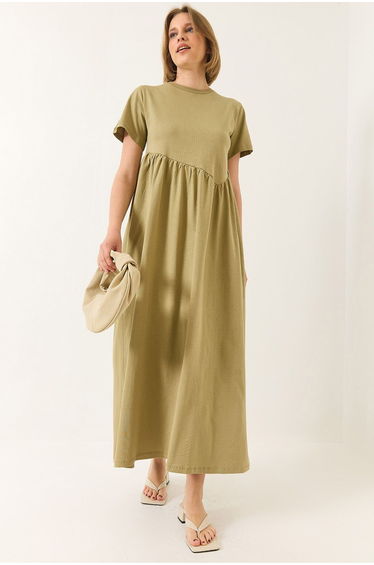 LUCCI Maxi Crew Neck Loose Knit Dress