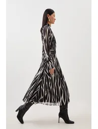 Pleated A-Line Midi Skater Dress with Long Sleeve - 2
