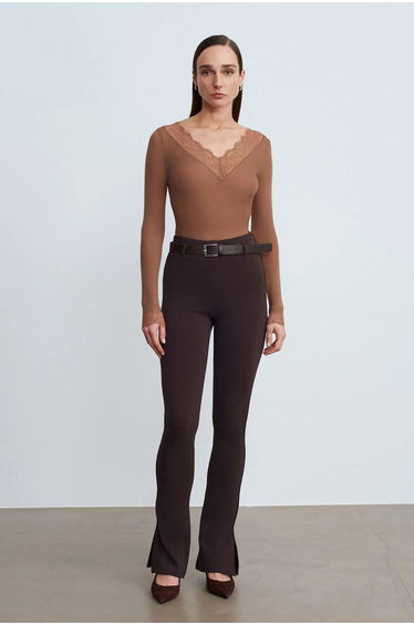 Dilvin Slim Fit V-Neck Lace Blouse