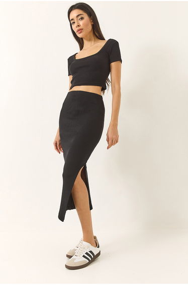Women's Square Neck Short Sleeve Crop Slit Detail Camisole Bottom-Top Set