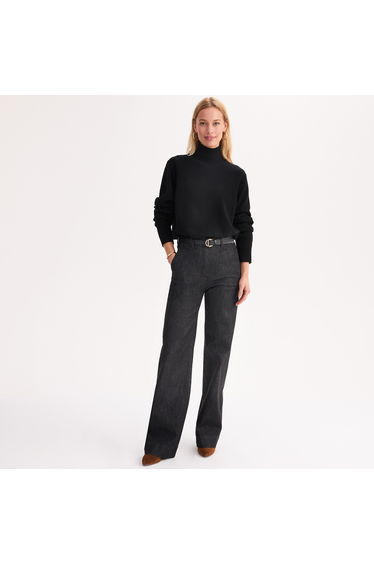 Flared Jeans