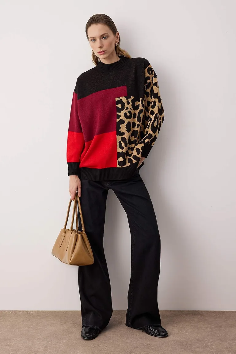 Black Red Leopard Detailed Knitwear Sweater