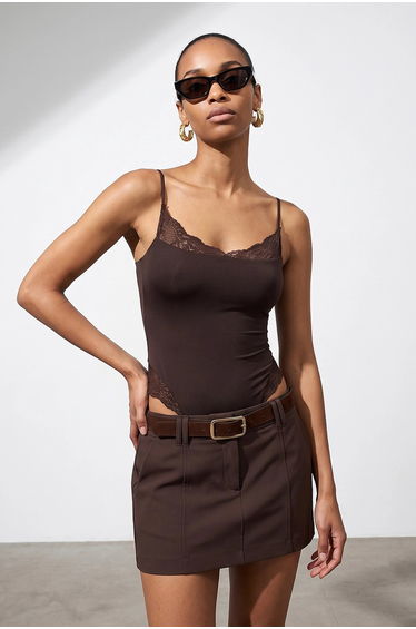 DILVIN Lace Sleeveless Slim-fit Bodysuit Blouse