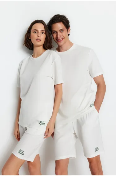 طقم بيجاما محبوك