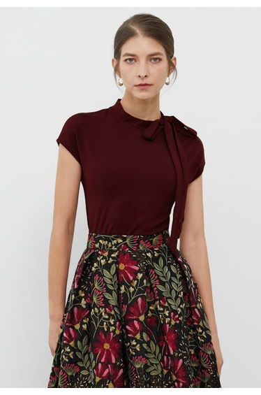 Bow-Tie Embellished Cap Sleeve Top in Burgundy