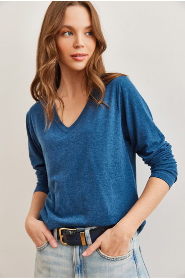 Women's Indigo V Neck Wool Viscose Flowy Top