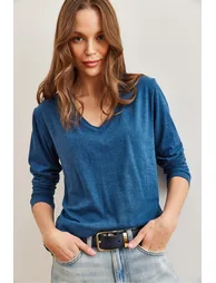Women's Indigo V Neck Wool Viscose Flowy Top - 2