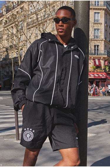 Regular Fit Piping Hooded Cagoule - black