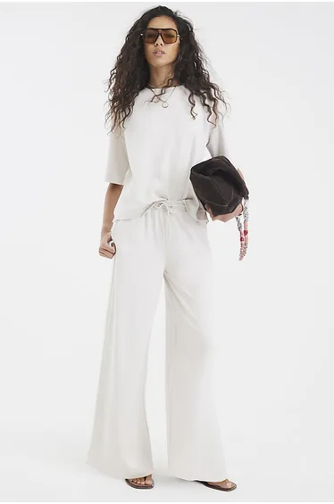 Cream Premium Short Sleeve Boxy T-shirt