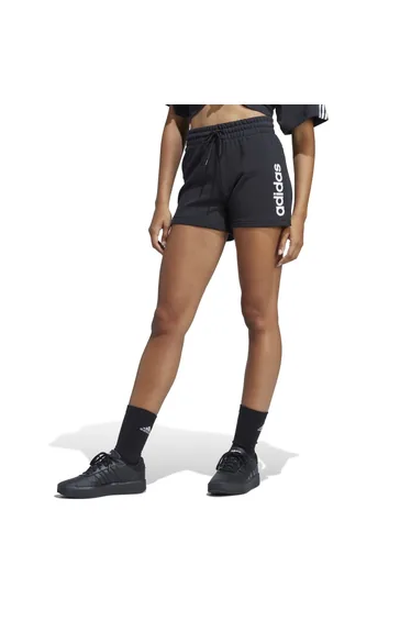 شورت اديداس بقصة مستقيمة 