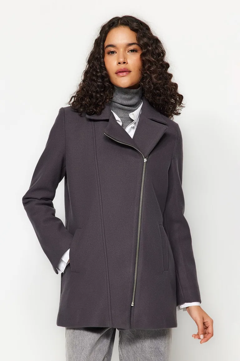 Gray Zippered Closure Cachet Coat - 3