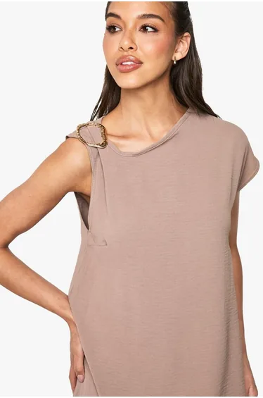 فستان قصير بحواف ذهبية - بني