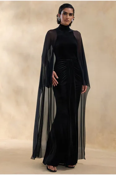 Adoring | Black Velvet High-Neck Maxi Dress With Cape