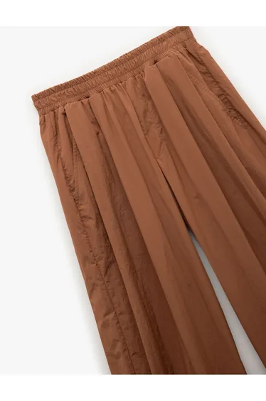 بنطلون بخصر إيلاستيك بكسرات بجيوب