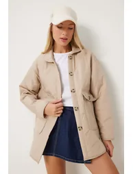 جاكيت نسائي بتصميم واسع بجيوب مبطن بدرزات - كريمي - 1