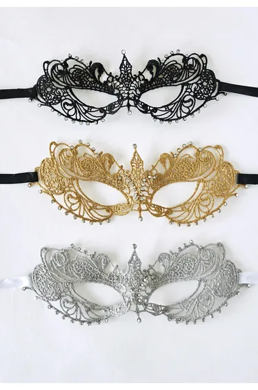 Zircon Trim Lace Ball Mask in Silver