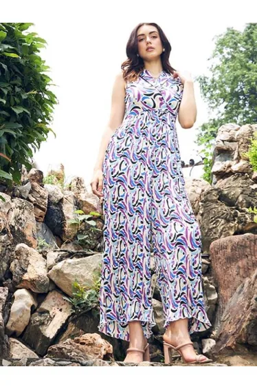 جمبسوت بأرجل عريضة بكسرات بطبعة