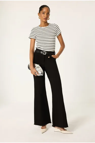 DOUBLE LAYER BASIC STRIPED T-SHIRT