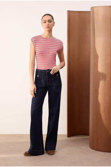 Multi-Colored Striped Fitted/Sleeveless Premium Soft Knitted Blouse