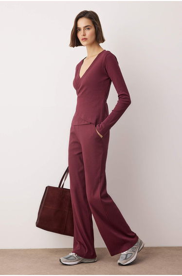 Burgundy knitted bottom - top set