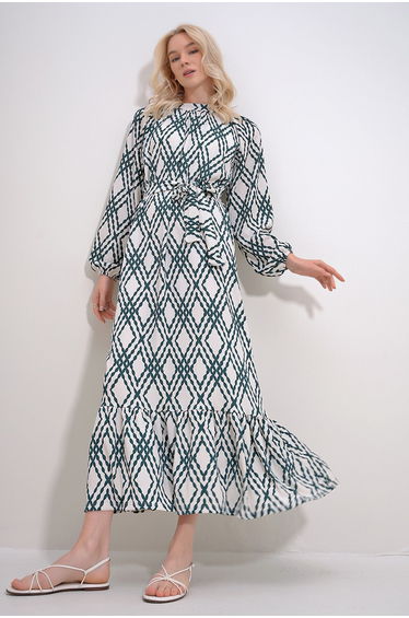 Women's Green Crew Neck Waist Belted Skirt Flounced Patterned Dress