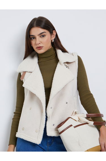 Off White Sleeveless Faux Fur Lining Gilet