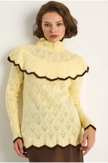 LUCCI Frilly Half Turtleneck Jacquard Sweater
