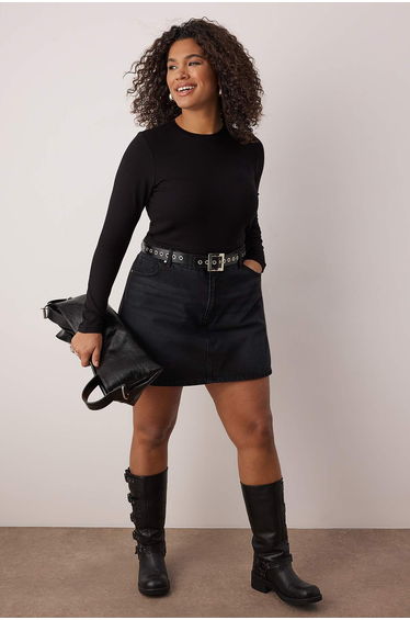 Black premium soft fabric viscose crew neck crop stretch knit blouse