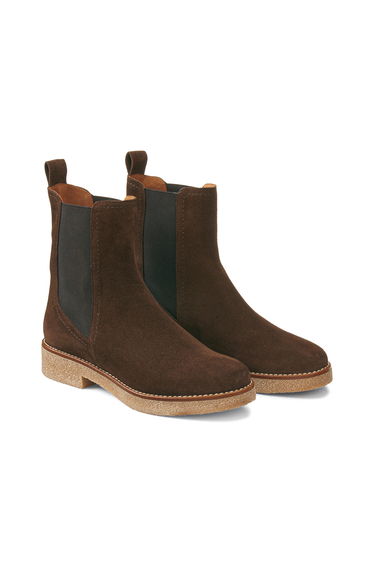Suede Chelsea Boots with CrÃªpe Sole