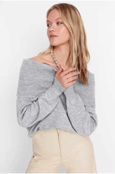 Gray Soft Texture Carmen Collar Knitwear Sweater