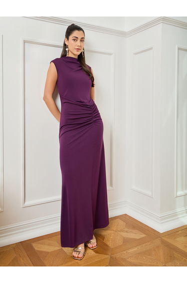 Women Burgundy Sleeveless Ruched Maxi Dress