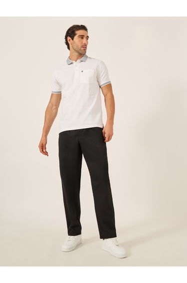 Men White Contrast Trim Short Sleeve Polo T-Shirt with Pocket