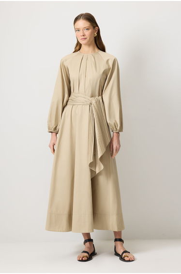 DRESS WITH PLEATED BELT