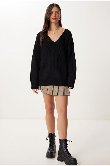 Women's Black V-Neck Oversize Basic Knitwear Sweater