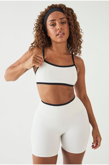 DSGN Studio Sculpt Contrast Mini Sports Bra - cloud
