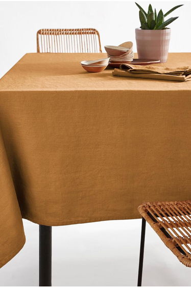 Victorine Pre-Washed Linen Tablecloth