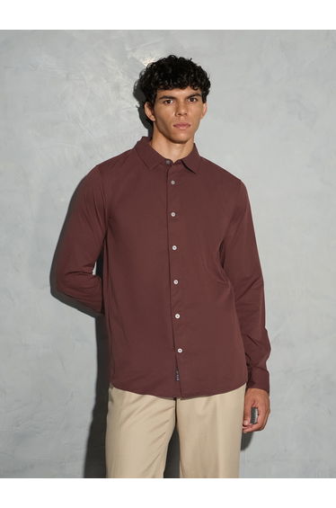 Solid 2-Way Stretch Long Sleeve Regular Fit Shirt