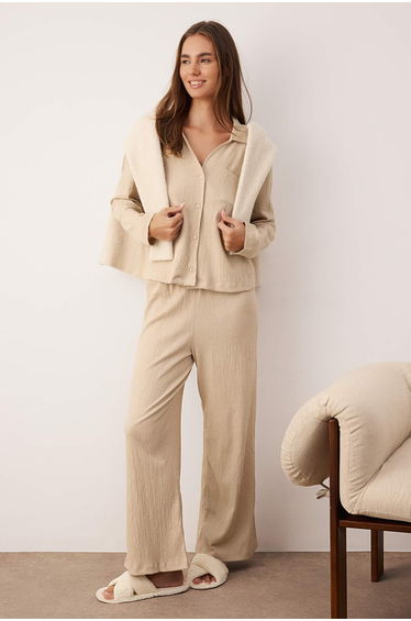 Stone plain crinkle knitted pajama set