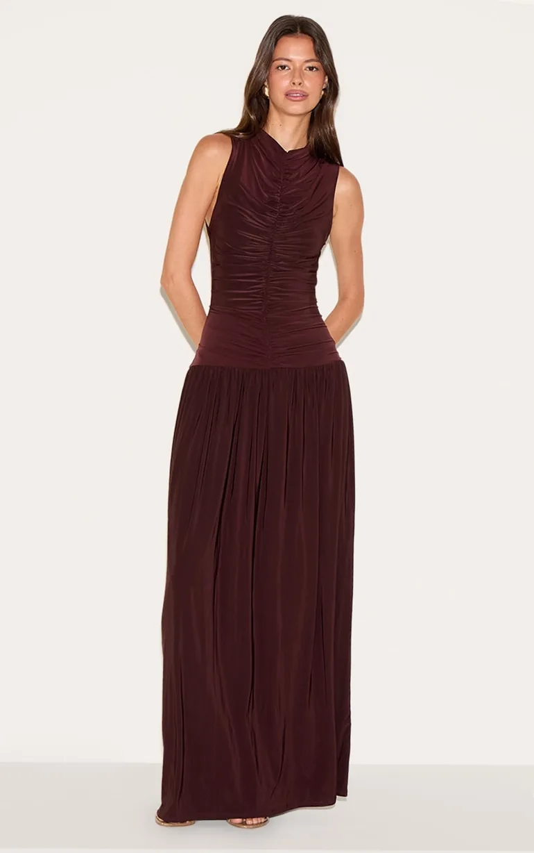 Chocolate Double Layer Soft Touch Drop Waist Ruched Maxi Dress  Prettylittlething : Evening Dresses : VogaCloset Oman