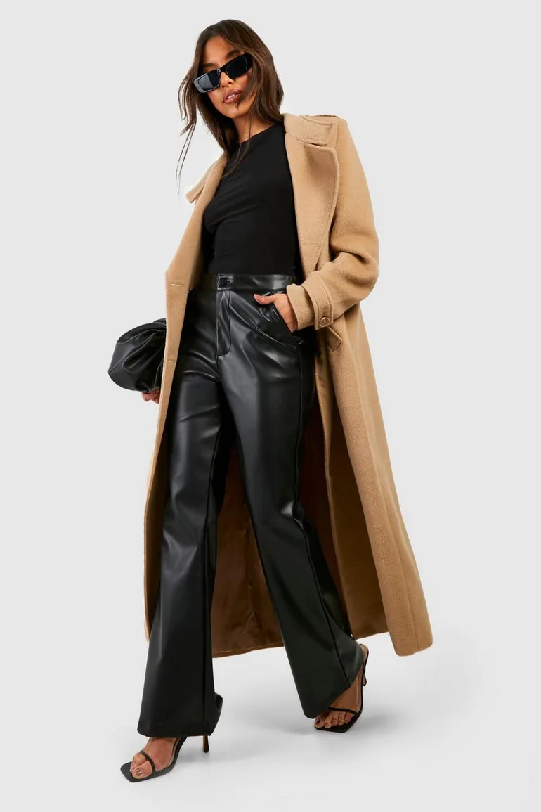 بنطلون بخصر عالي بحافة واسعة بمظهر جلد - أسود  - 2