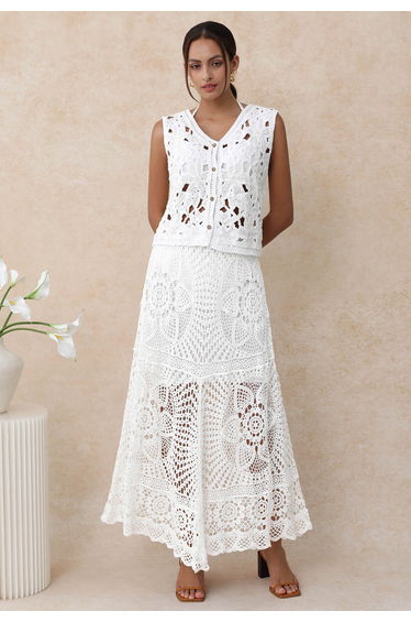 Sequined Floral Open-Knit Crochet Sleeveless Top in White