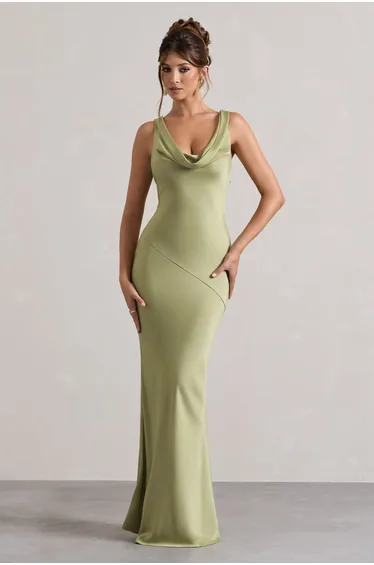 فستان ماكسي ساتان بياقة منسدلة لون أخضر