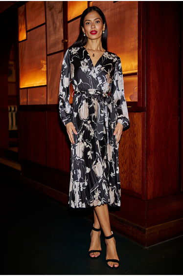 Yumi Black Floral Satin Pleated Midi Dress