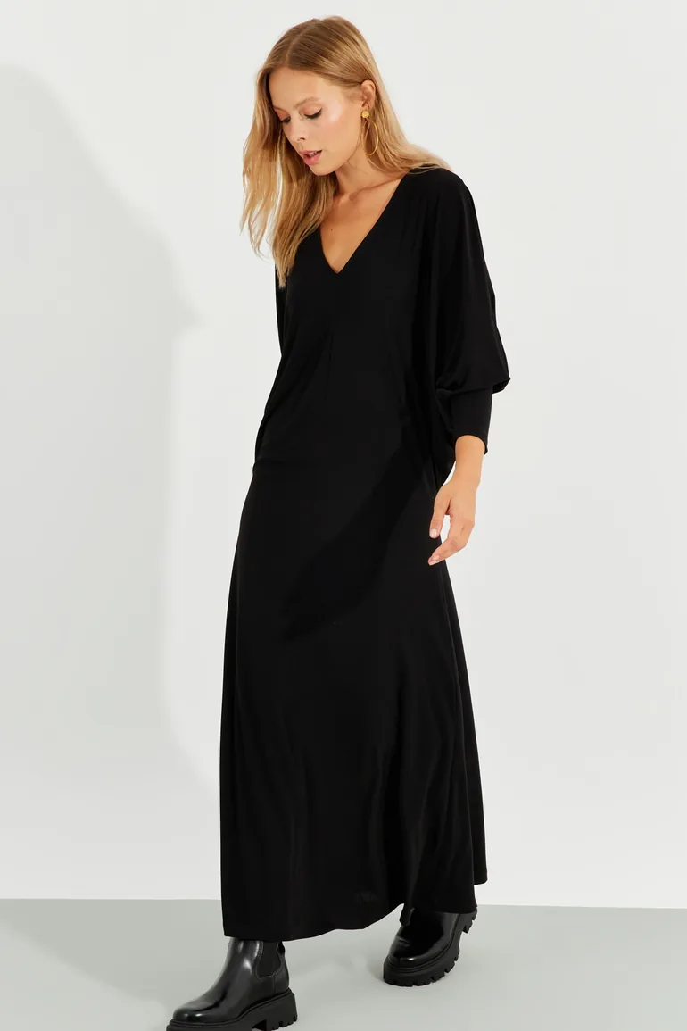 Women's Black Bat Sleeve Midaxi Dress - 4