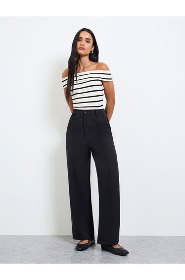 Black Solid Wide-Leg Pants